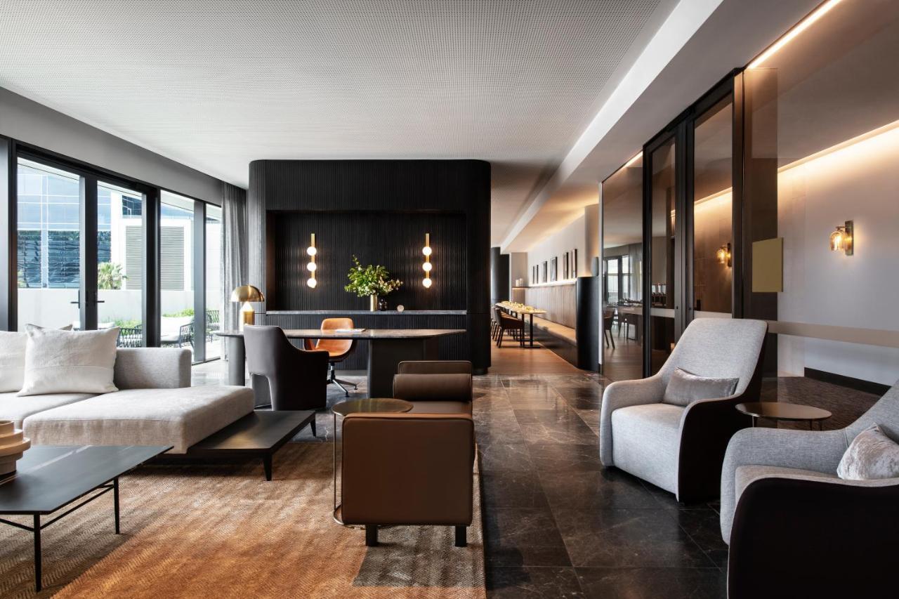 Melbourne Marriott Hotel Docklands Kültér fotó The Residence