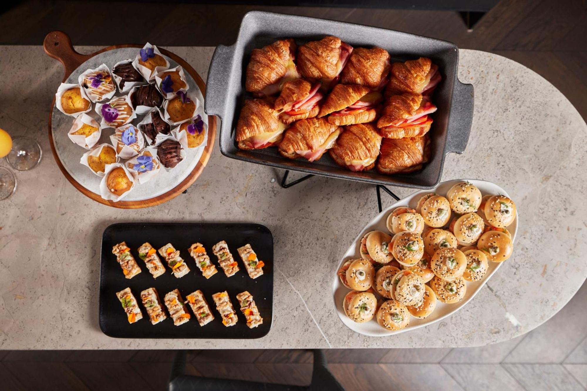 Melbourne Marriott Hotel Docklands Kültér fotó A selection of finger food